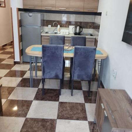 State Apartmants 2 Котор Екстериор снимка
